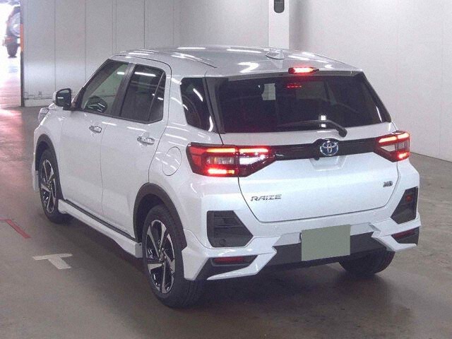 2026 Toyota Raize Hybrid Z auction photo 2