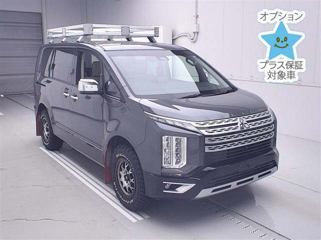 2019 Mitsubishi Delica D:5 4WD P Japan auction vehicle