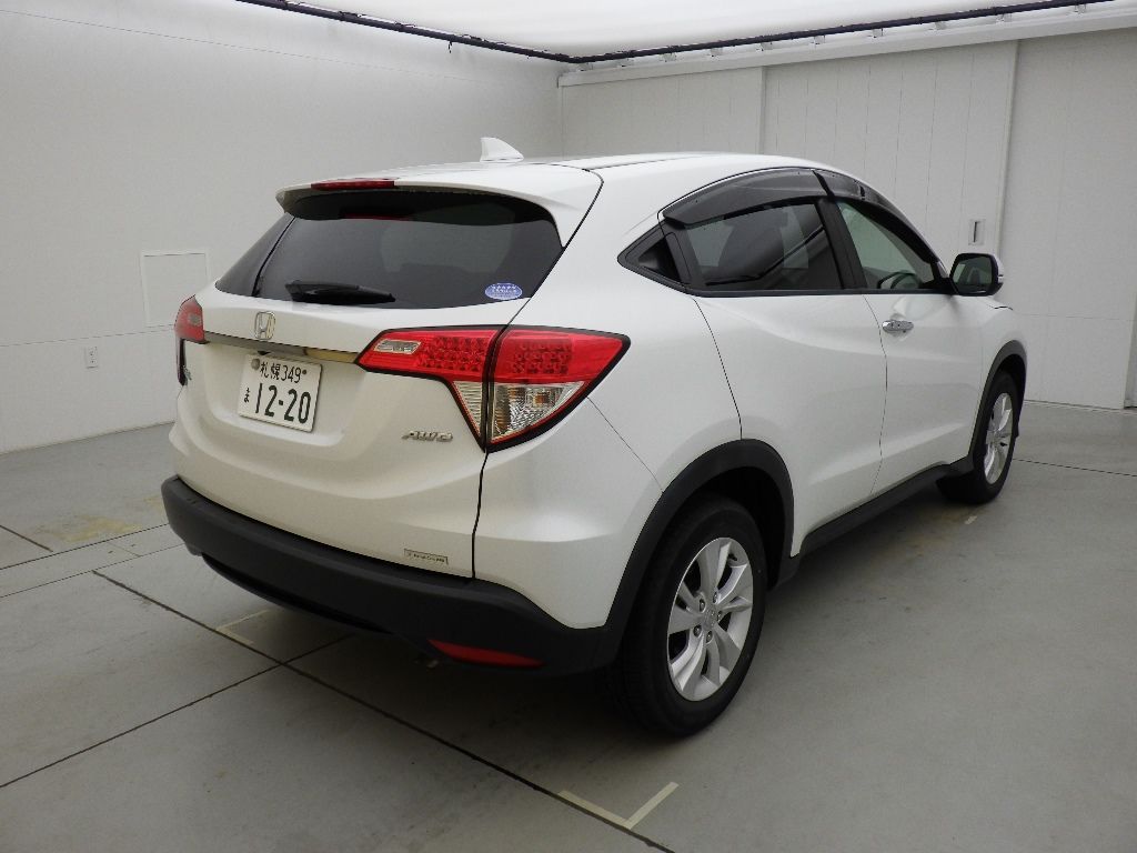 2021 Honda Vezel 4WD Xホンダセンシング auction photo 2