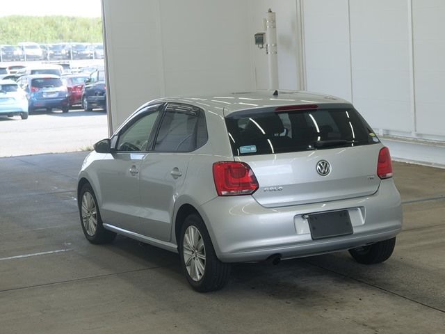 2012 Volkswagen VW ポロ TSI Comfortline auction photo 2