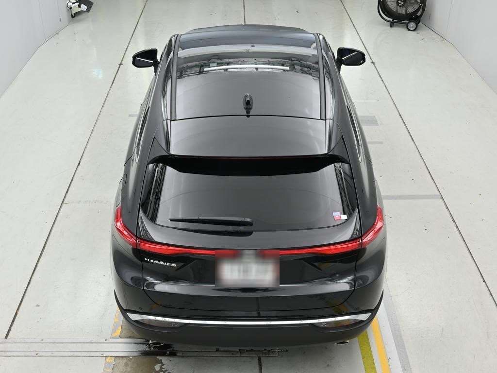 2025 Toyota Harrier Z auction photo 8