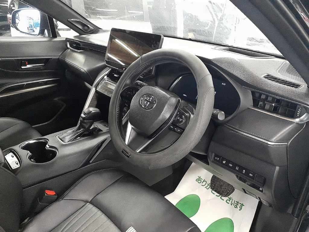 2025 Toyota Harrier Z auction photo 9