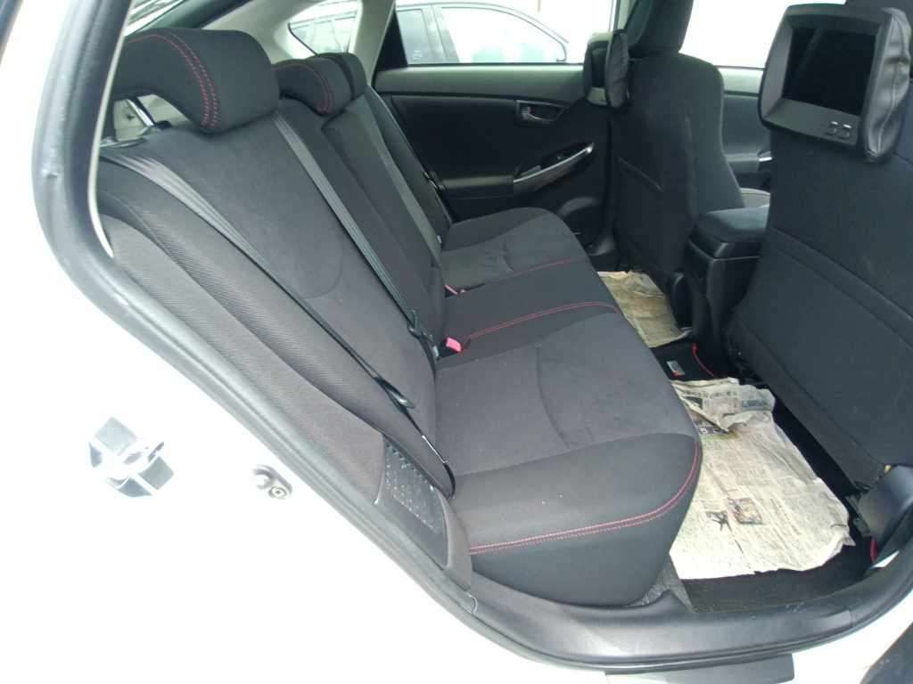 2013 Toyota Prius S Touring Selection G's auction photo 12