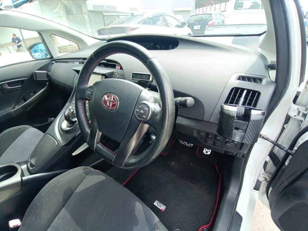 2013 Toyota Prius S Touring Selection G's auction photo 9