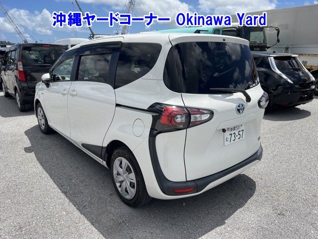 2018 Toyota Sienta Fanbase G auction photo 2