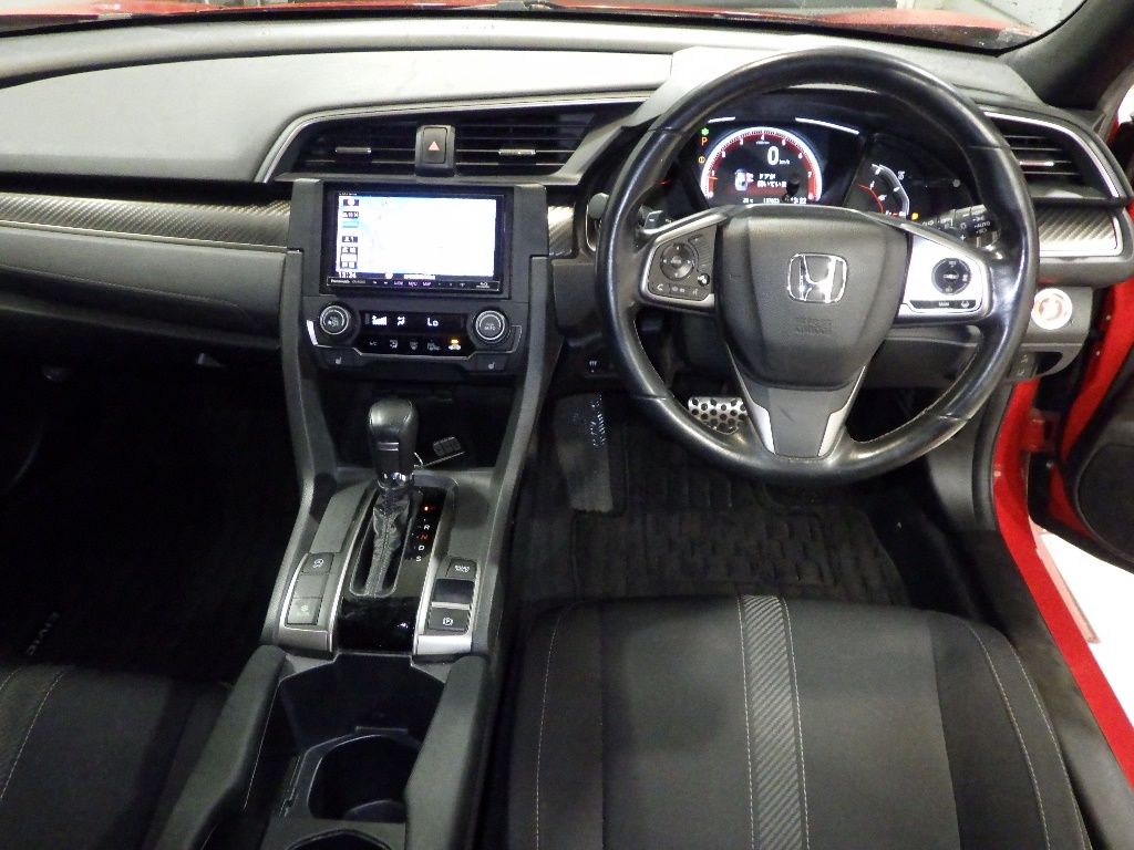 2018 Honda シビック 5HB ハッチバック auction photo 3