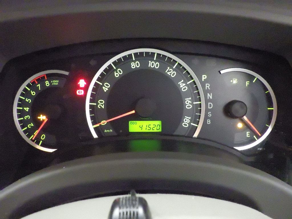 2010 Toyota Isis LG Edition auction photo 9
