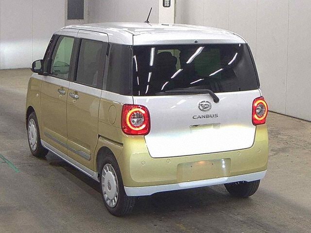 2025 Daihatsu Move Canbus Stripes G auction photo 2