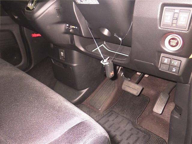 2018 Honda N-BOX カスタムG Lホンダセンシング auction photo 8