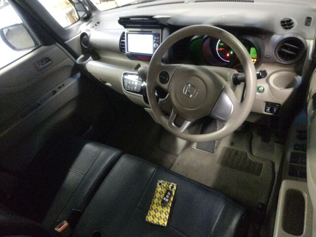 2012 Honda N-BOX G・L package auction photo 3