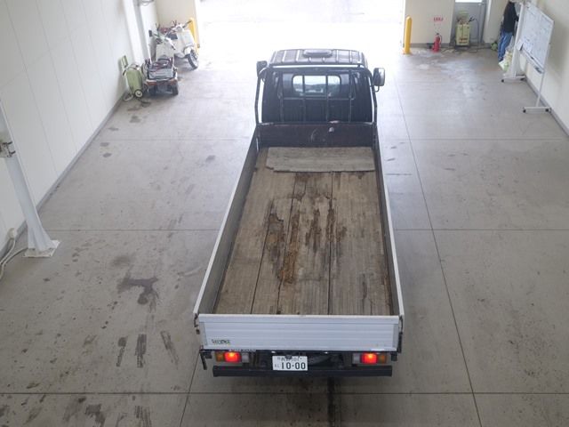 2005 Isuzu Elf ヒラ.アルミB auction photo 3