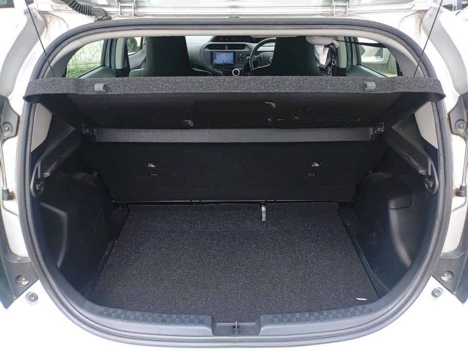 2021 Toyota Aqua auction photo 8