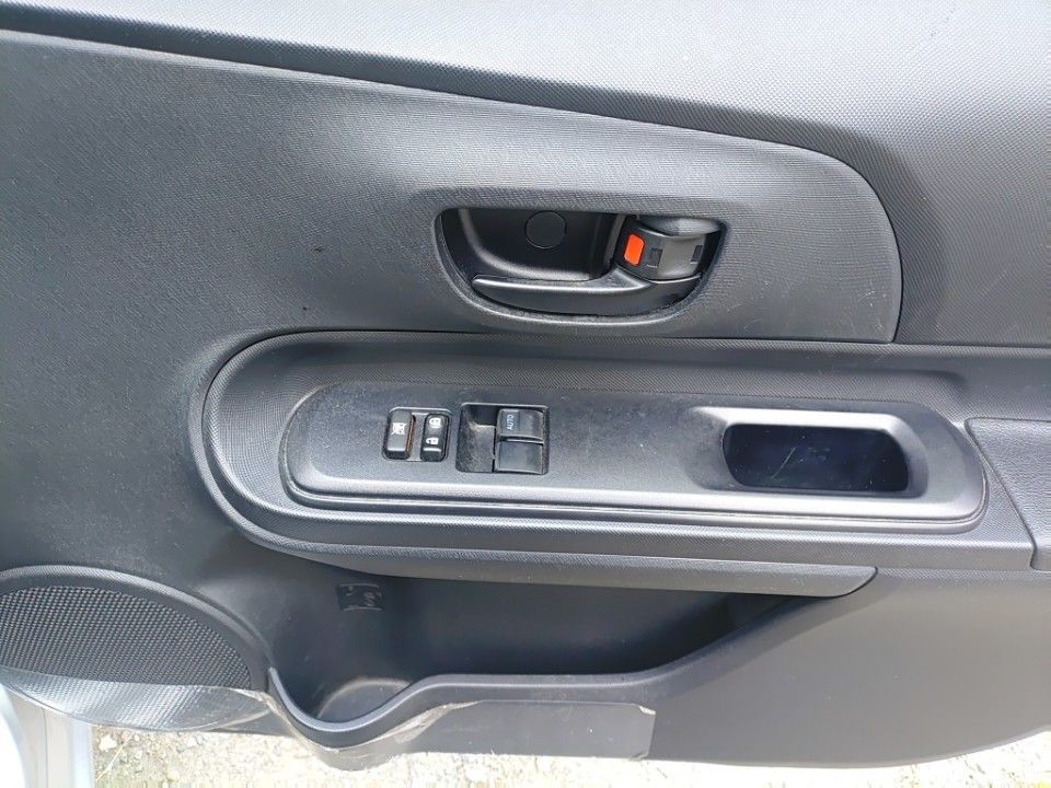 2021 Toyota Aqua auction photo 14