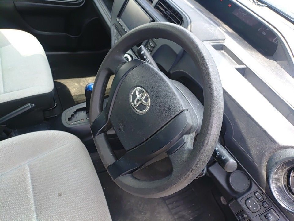2021 Toyota Aqua auction photo 21
