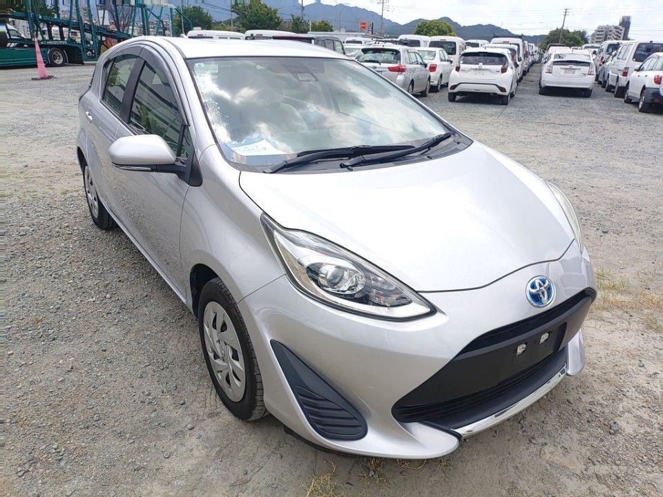 2021 Toyota Aqua auction photo 4