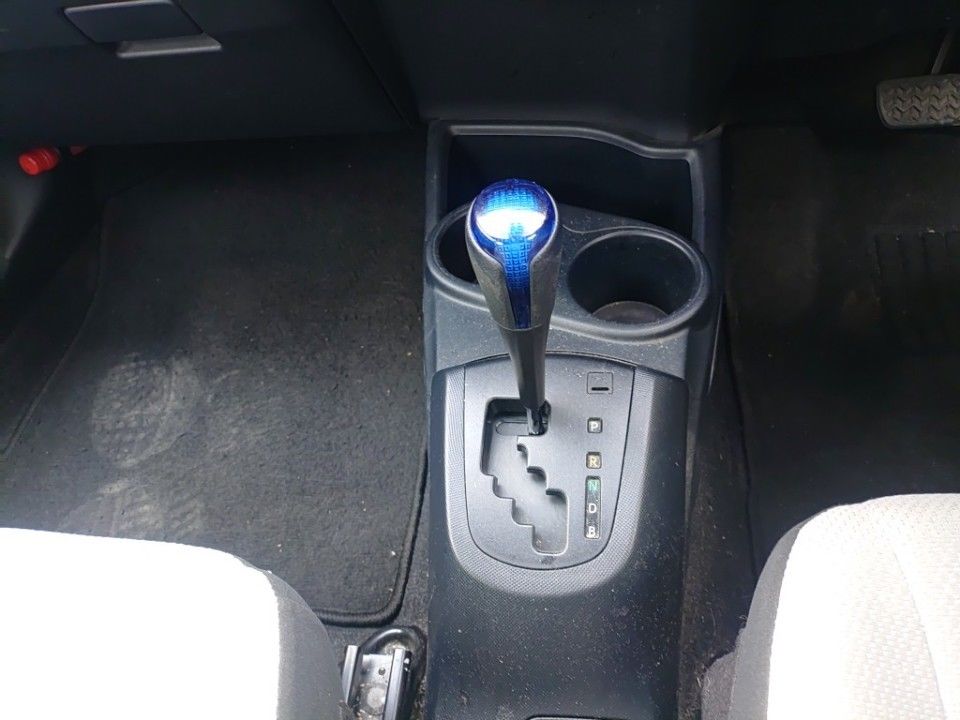 2021 Toyota Aqua auction photo 12
