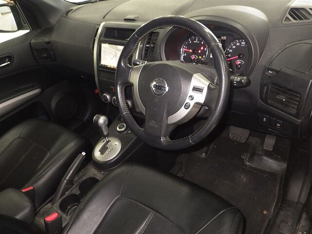 2012 Nissan X-Trail 20GT 4WD auction photo 3