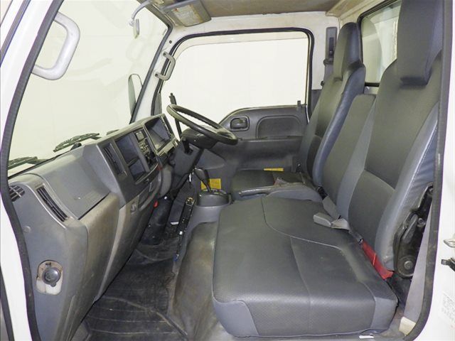 2017 Isuzu Elf dump auction photo 8