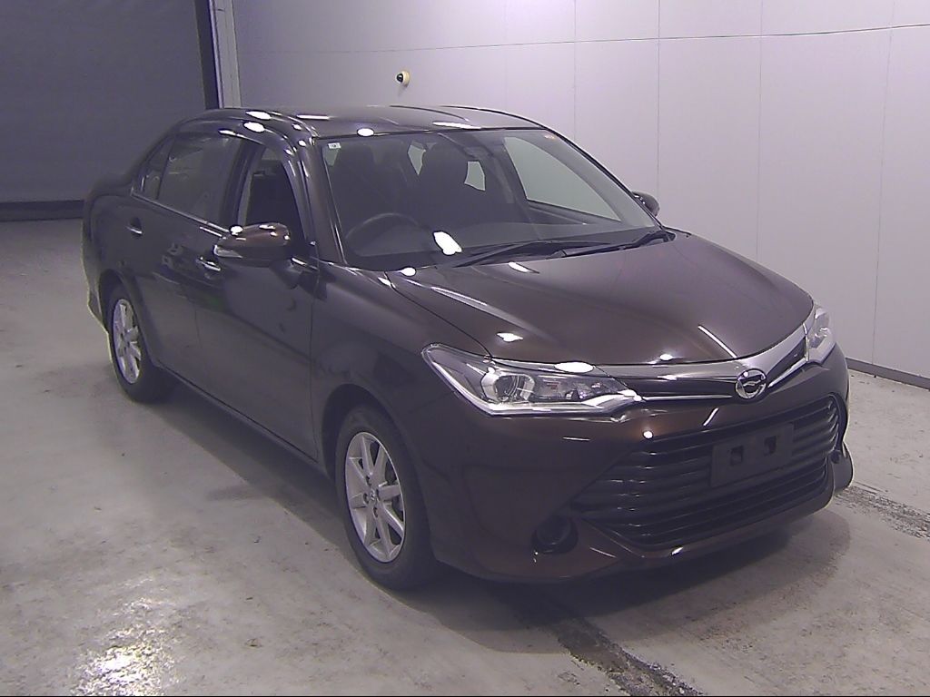 Japan Auction Vehicles 14 2015 Toyota Corolla Axio 1.5G auction photo