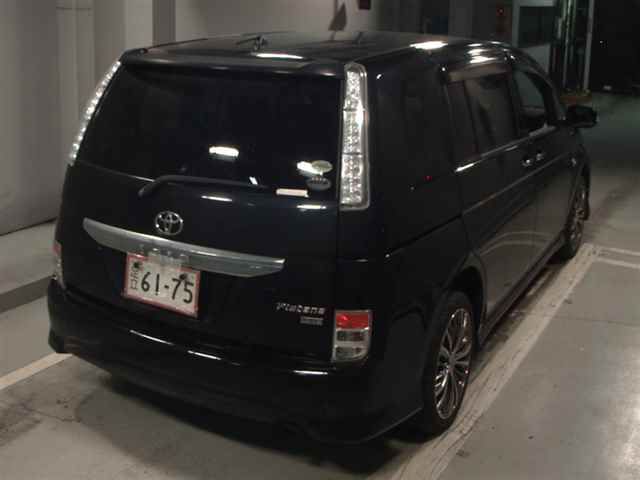2013 Toyota Isis Platana V Selection 4WD auction photo 5