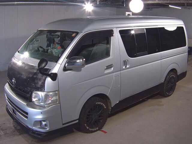 2010 Toyota Hiace ロングスーパーGL auction photo 4