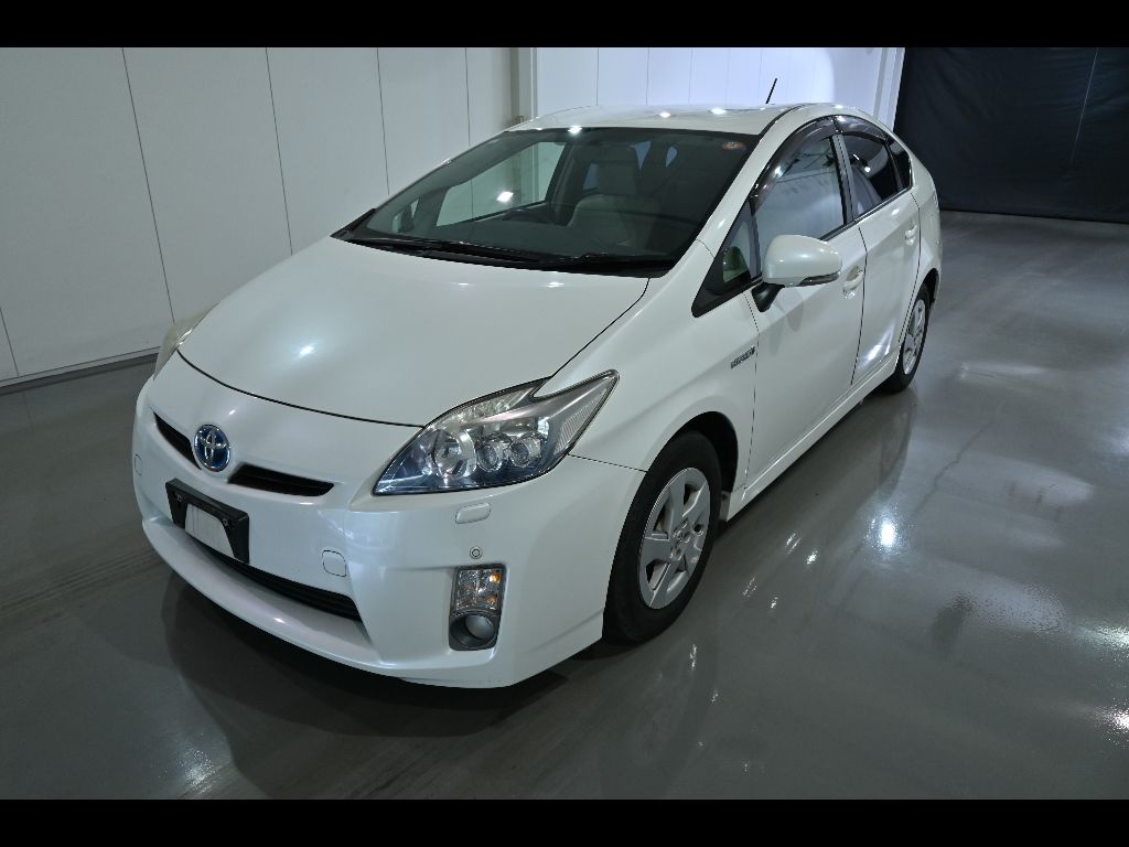 2011 Toyota Prius S LEDエディション auction photo 4