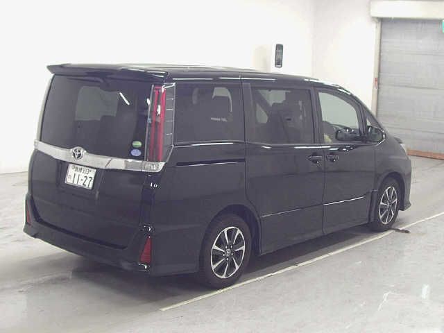 2020 Toyota Noah SI auction photo 5