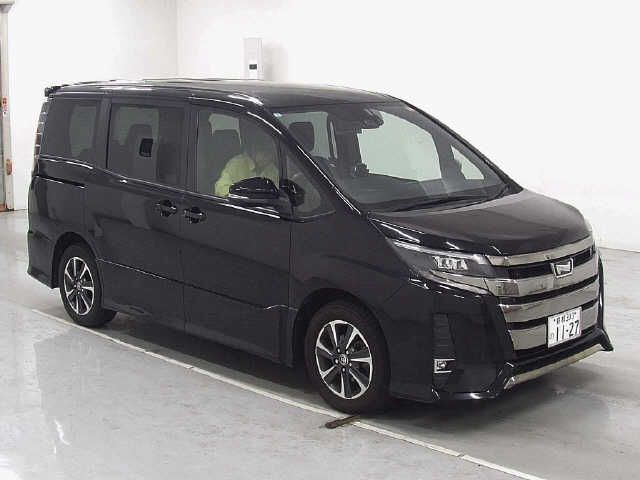 2020 Toyota Noah SI Japan auction vehicle