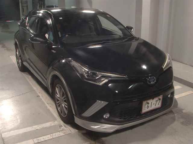 Japan Auction Vehicles 12 2017 Toyota C-HR G auction photo