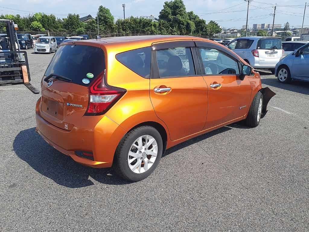 2018 Nissan Note e-POWER X auction photo 2