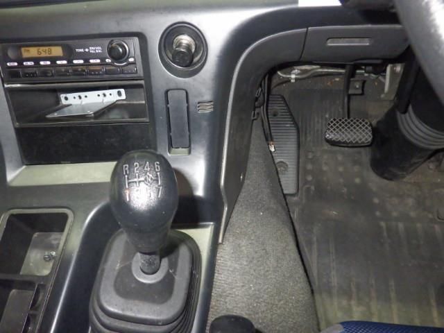 2013 Isuzu Van auction photo 8