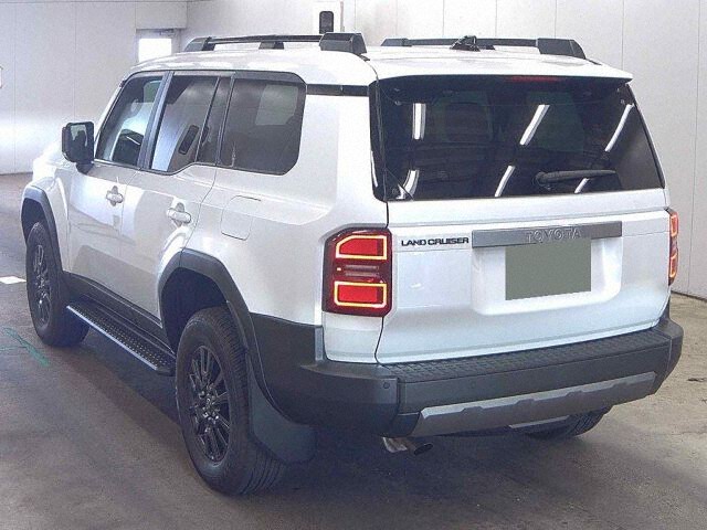 2024 Toyota Land Cruiser 250 VX 4WD auction photo 2