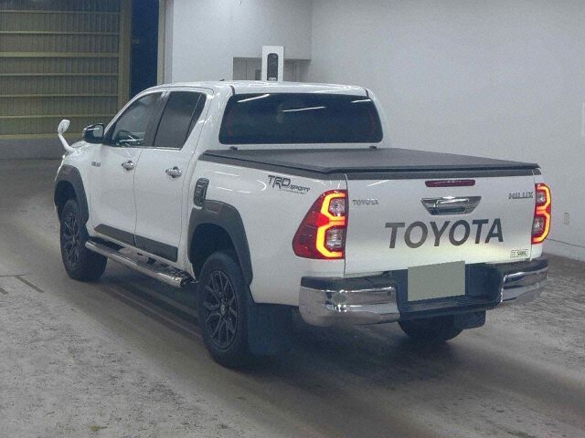 2020 Toyota Hilux Z 4WD auction photo 2