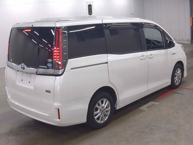 2019 Toyota Noah HV G auction photo 5