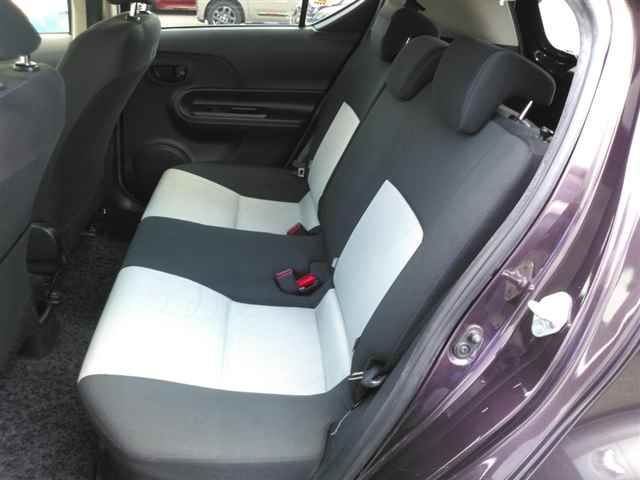 2014 Toyota Aqua S auction photo 9