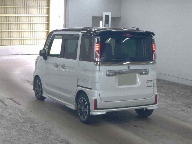 2022 Suzuki Spacia ハイブリッドXS auction photo 2