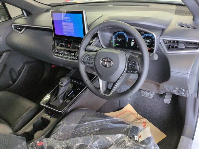 2026 Toyota Corolla Cross ハイブリッドZ auction photo 3