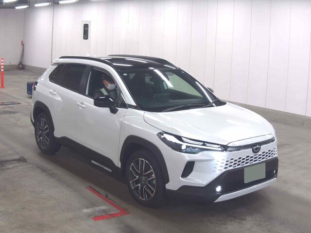 Japan Auction Vehicles 8 2026 Toyota Corolla Cross ハイブリッドZ auction photo
