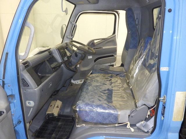 2006 Mitsubishi Fuso Canter 塵芥車 auction photo 8