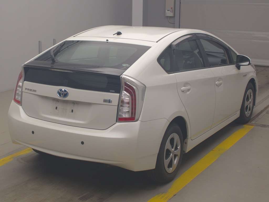2015 Toyota Prius S auction photo 2