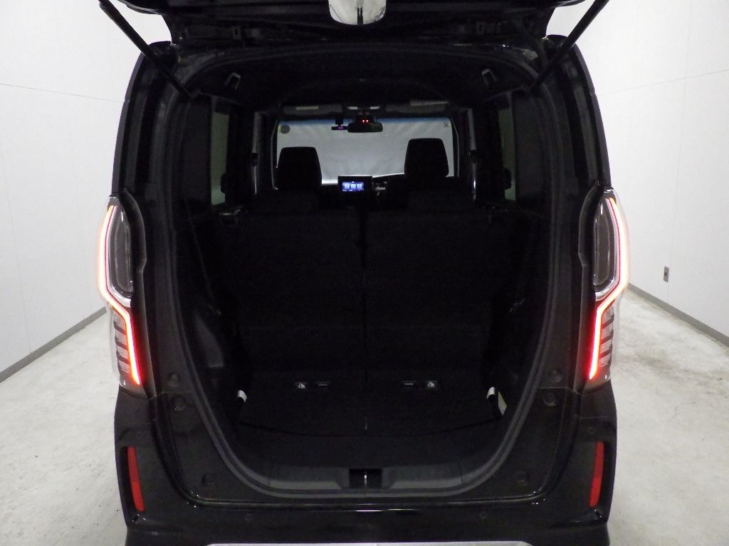 2021 Honda N-BOX カスタムL auction photo 8