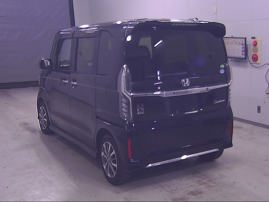 2021 Honda N-BOX カスタムL auction photo 5