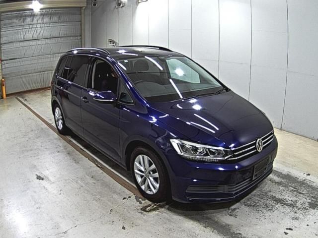 2016 Volkswagen ゴルフトゥーラン TSI コンフォートライン Japan auction vehicle