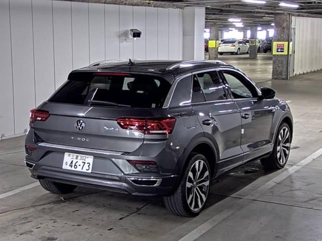 2022 Volkswagen VW T-ロック TDI Rライン auction photo 3