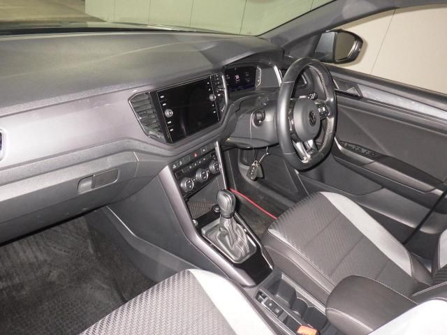 2022 Volkswagen VW T-ロック TDI Rライン auction photo 2