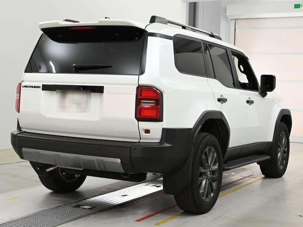2024 Toyota Land Cruiser 250 ZX 4WD auction photo 2