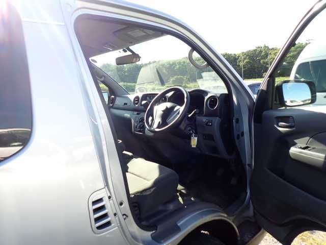 2019 Isuzu コモバン LD Long 4WD auction photo 5