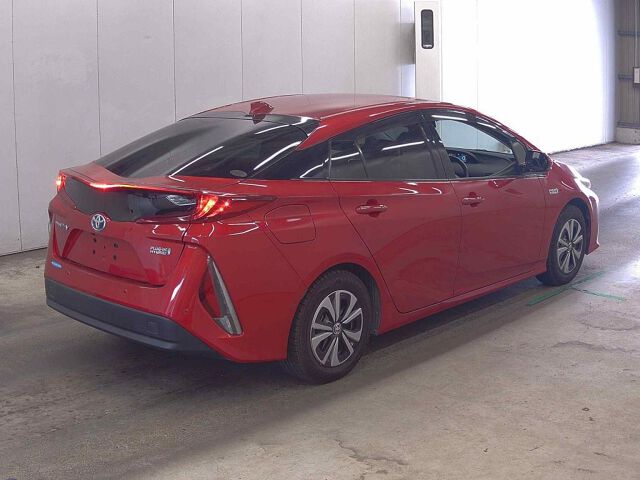 2018 Toyota Prius PHEV Aプレミアム auction photo 5