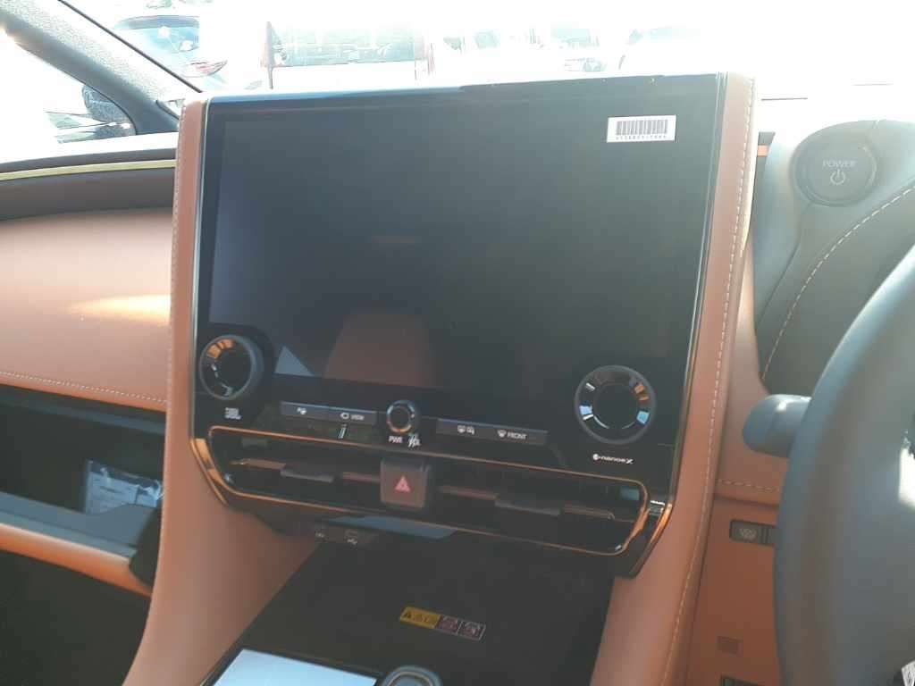 2026 Toyota Vellfire Z Premier auction photo 12