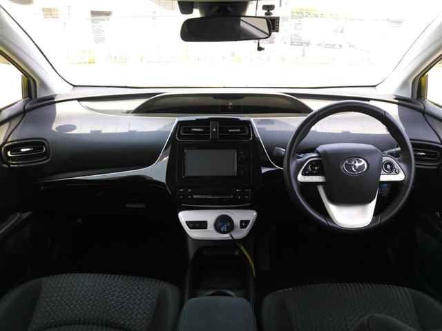 2015 Toyota Prius S auction photo 8